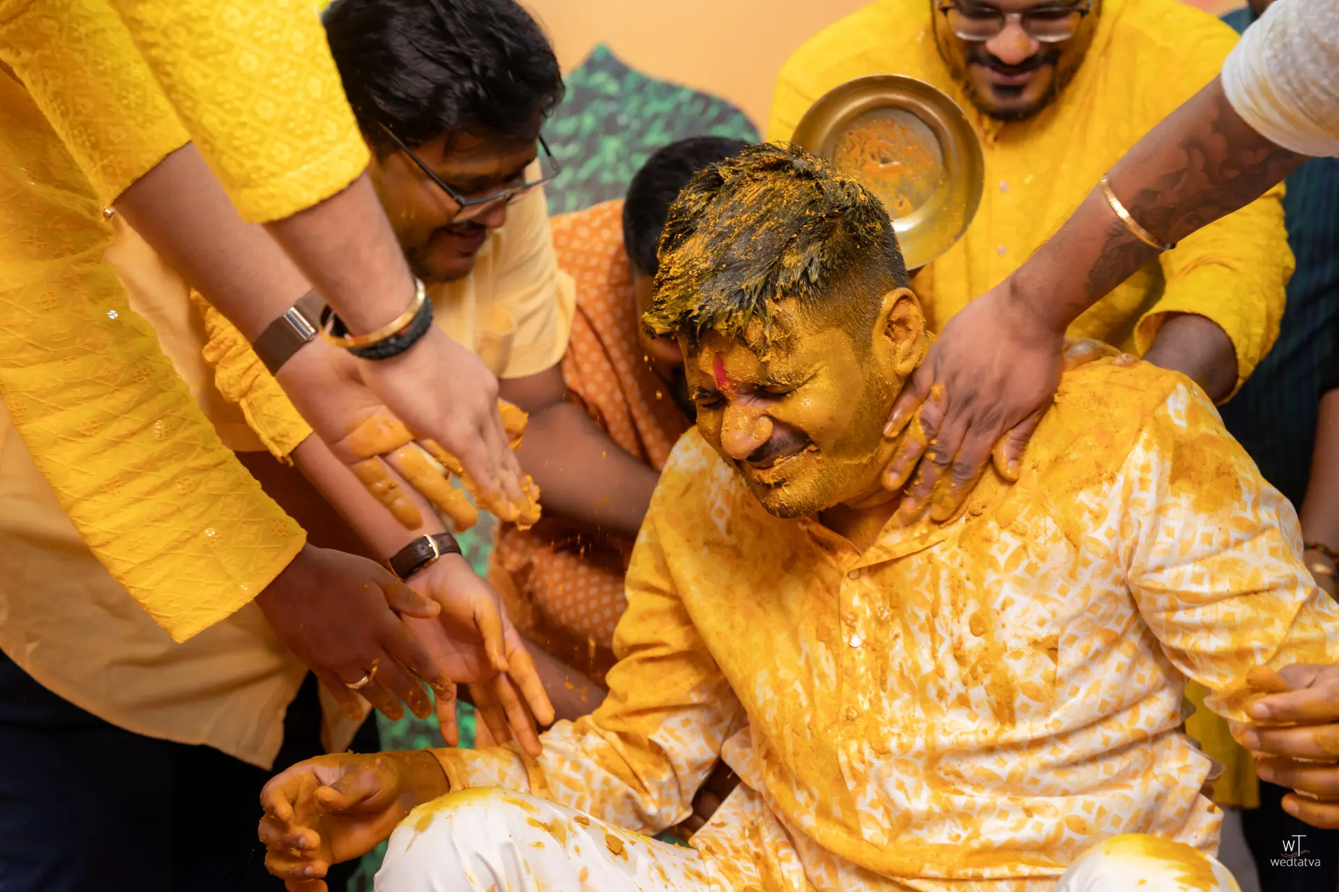 maharashtrian wedding halad photography by wedtatva films in thane